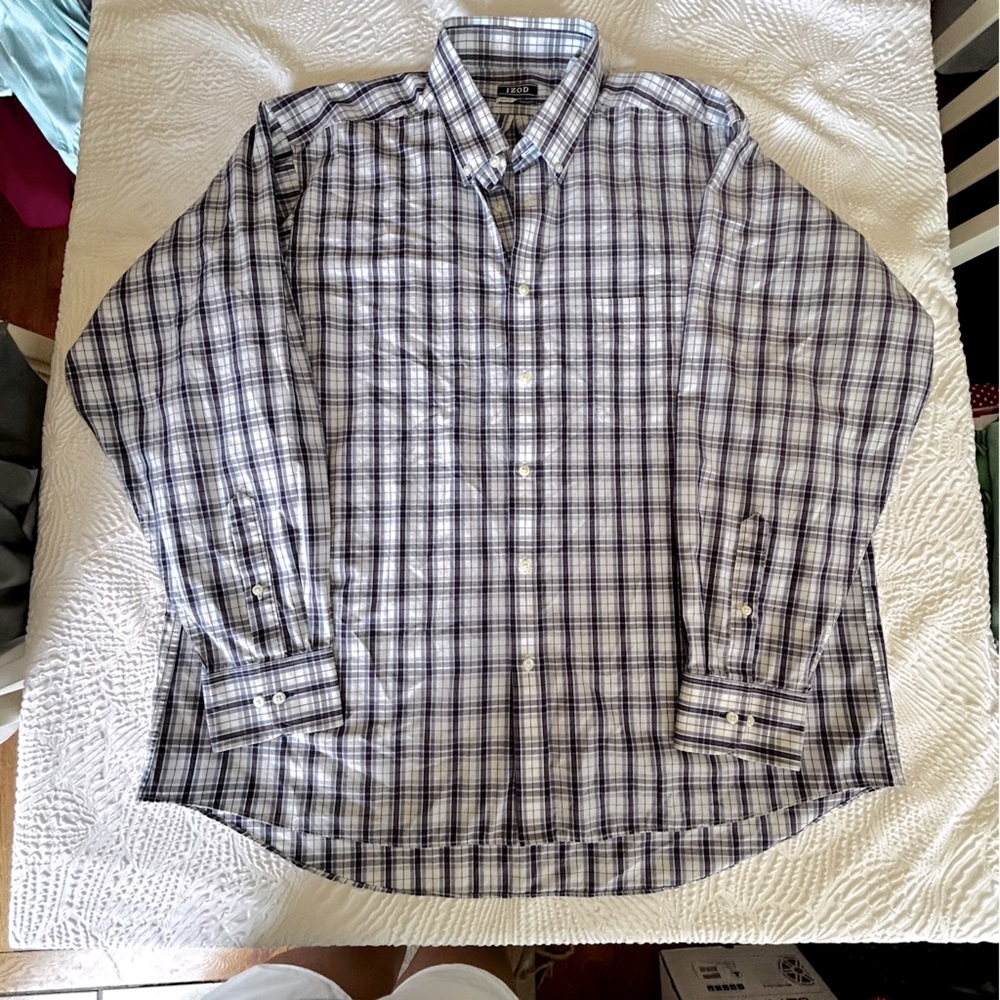 Izod Men's Maroon and White Checkered Button-Down Shirt - Picture 1 of 4